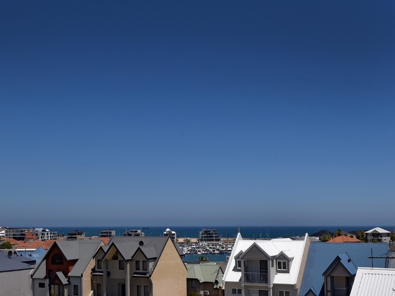 3B St Malo Court, Mindarie WA 6030