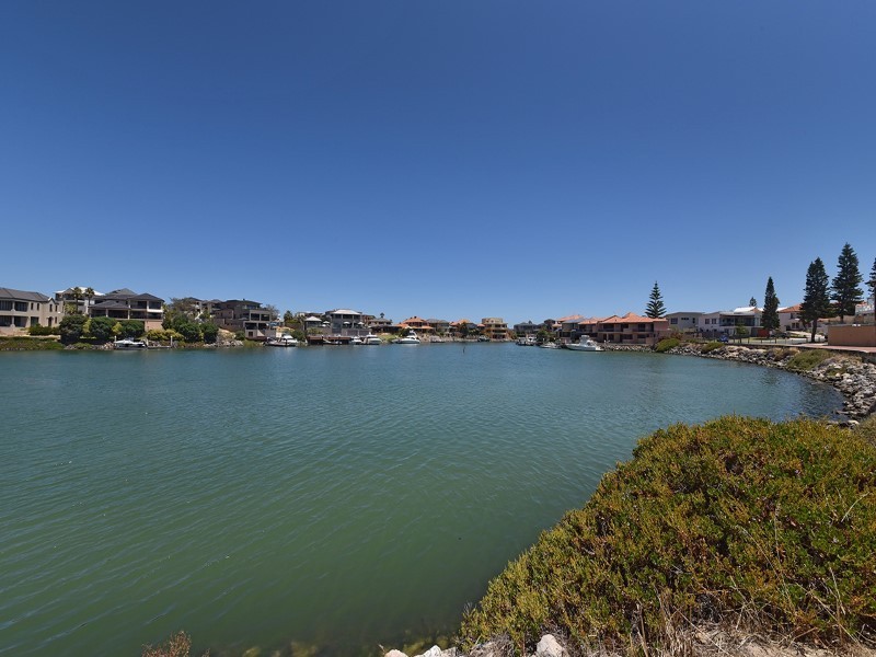 3B St Malo Court, Mindarie WA 6030