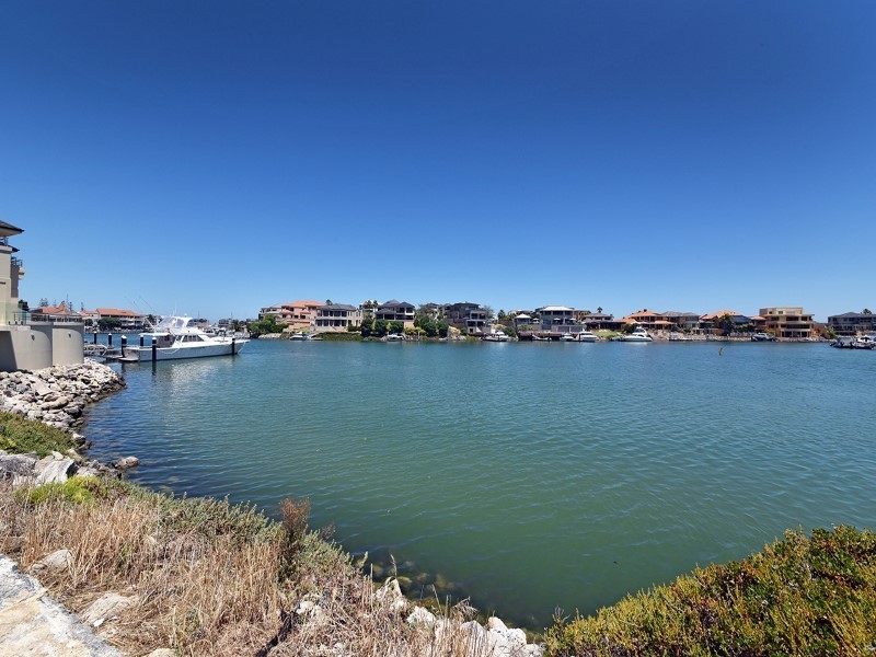 3B St Malo Court, Mindarie WA 6030