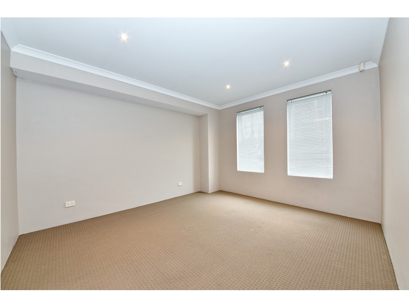 21 Lakewood Terrace, Clarkson WA 6030