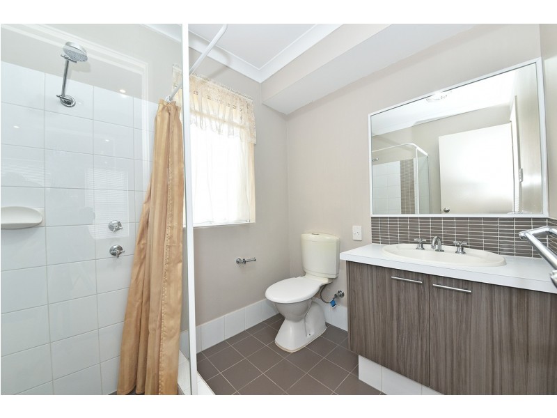 21 Lakewood Terrace, Clarkson WA 6030