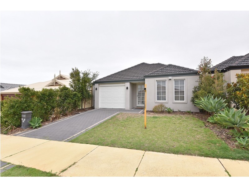 21 Lakewood Terrace, Clarkson WA 6030