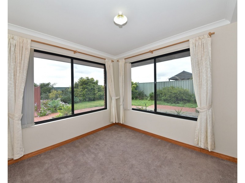 6 Mayne Way, Merriwa WA 6030