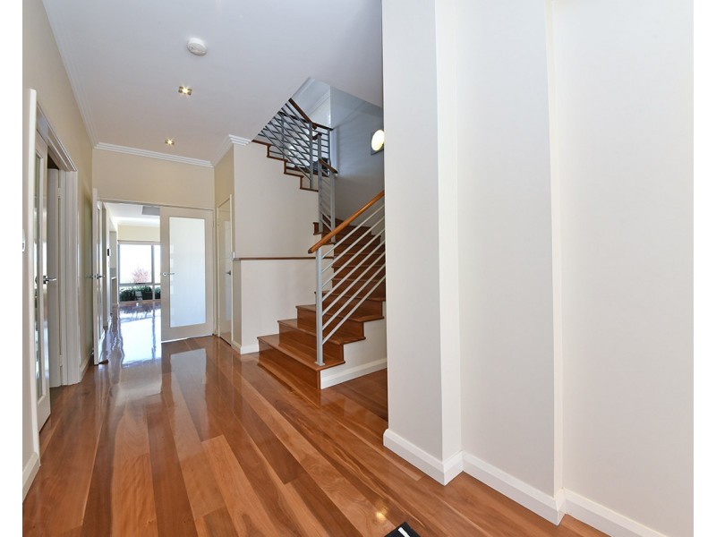 4 Eton Pass, Mindarie WA 6030