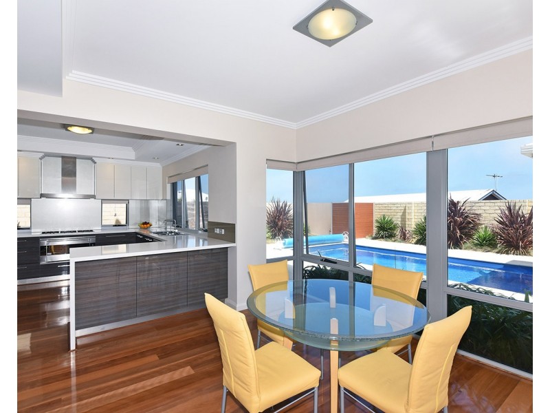 4 Eton Pass, Mindarie WA 6030