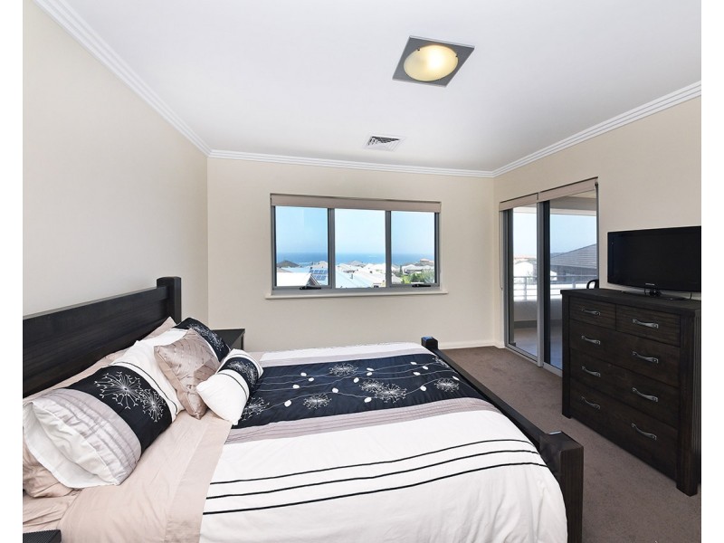 4 Eton Pass, Mindarie WA 6030