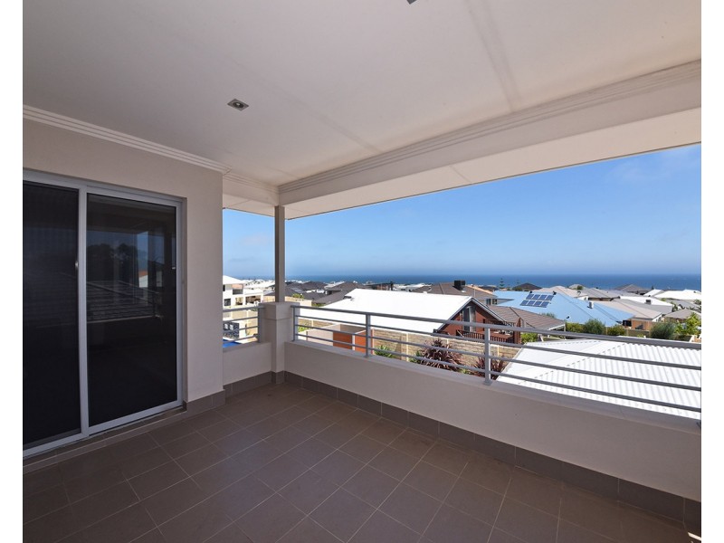 4 Eton Pass, Mindarie WA 6030