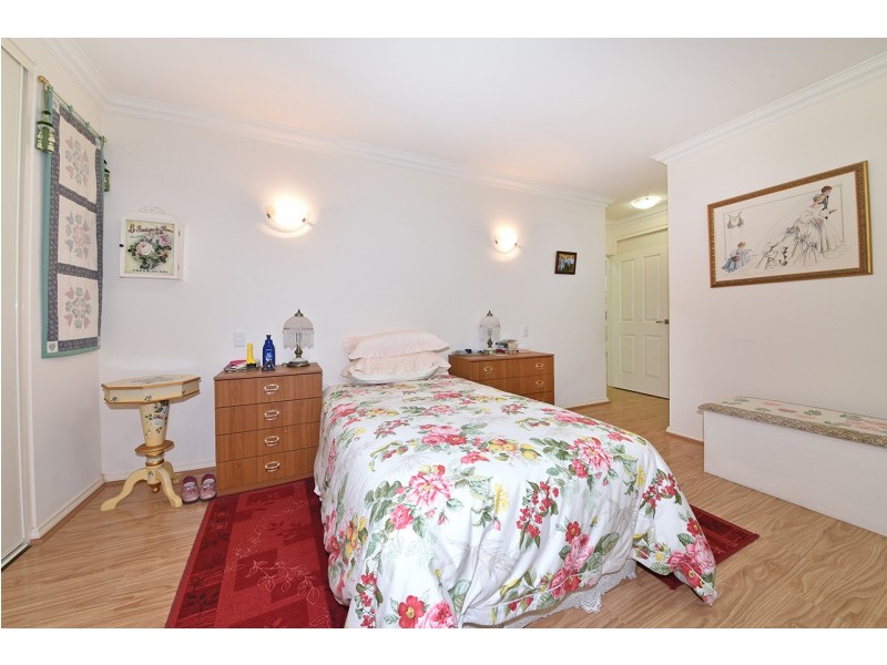 10 Langston Drive, Yanchep WA 6035