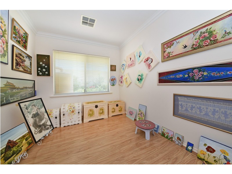 10 Langston Drive, Yanchep WA 6035