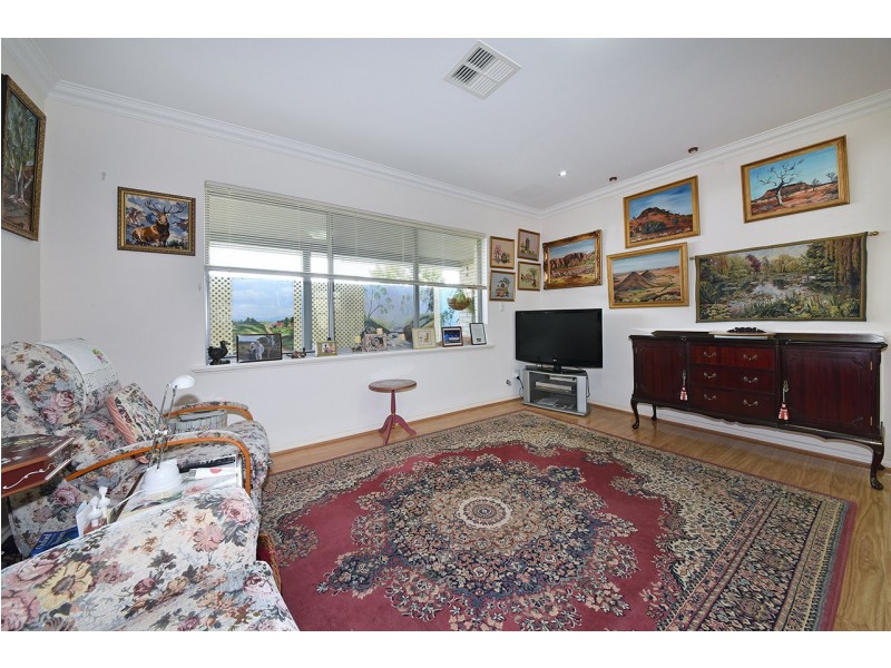 10 Langston Drive, Yanchep WA 6035