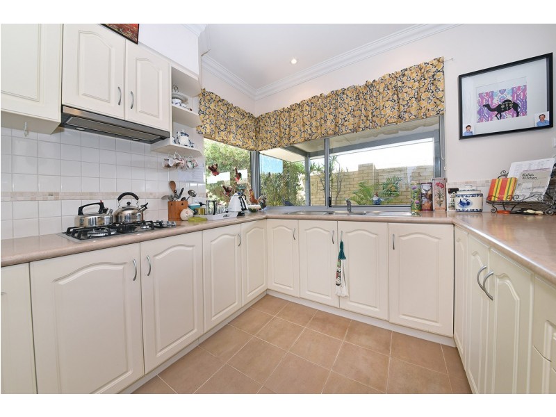 10 Langston Drive, Yanchep WA 6035