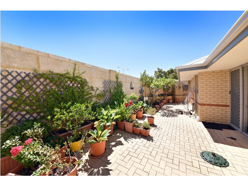 10 Langston Drive, Yanchep WA 6035