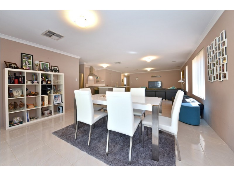 137 Liberty Drive, Clarkson WA 6030