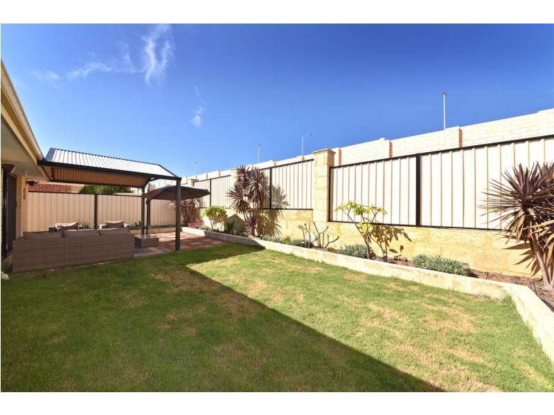 137 Liberty Drive, Clarkson WA 6030