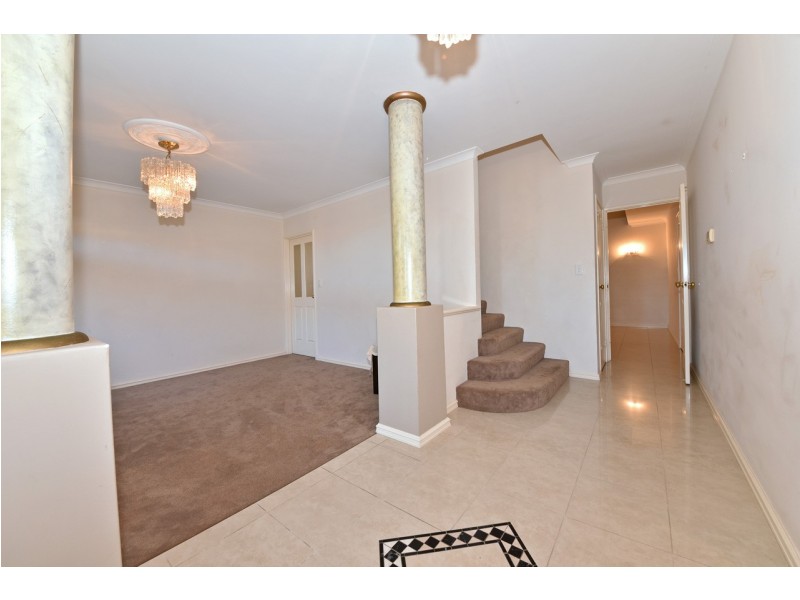 5 Selby Court, Mindarie WA 6030