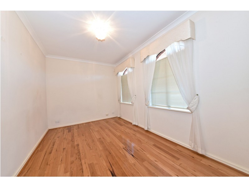 5 Selby Court, Mindarie WA 6030