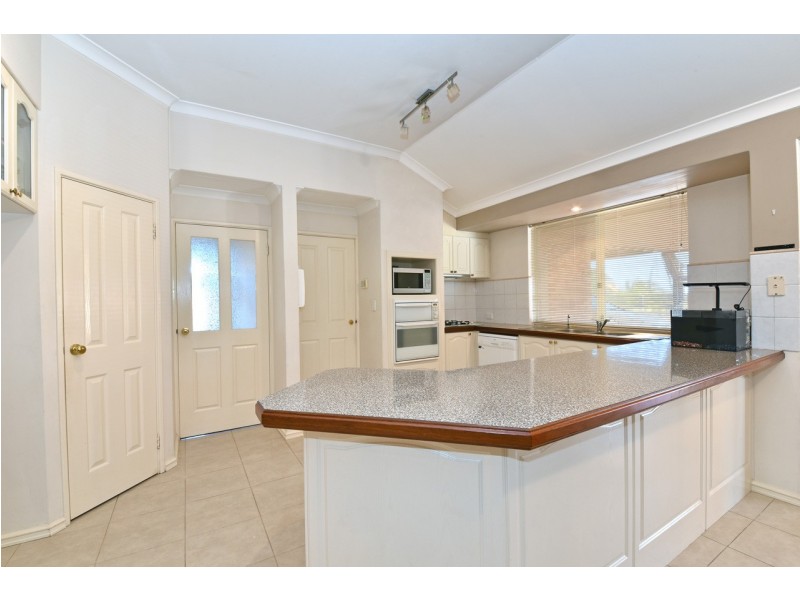 5 Selby Court, Mindarie WA 6030