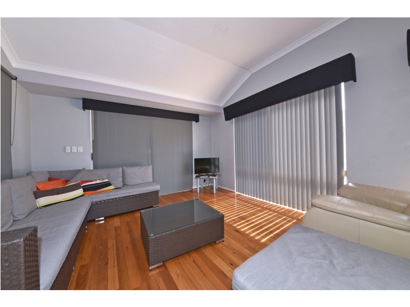 5 Selby Court, Mindarie WA 6030