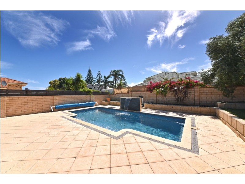 5 Selby Court, Mindarie WA 6030