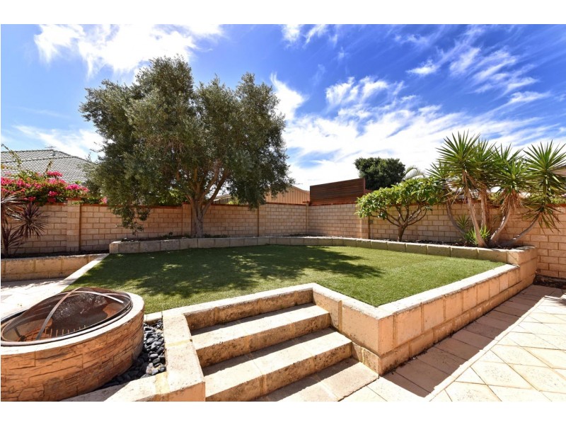 5 Selby Court, Mindarie WA 6030