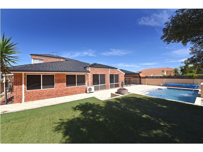 5 Selby Court, Mindarie WA 6030
