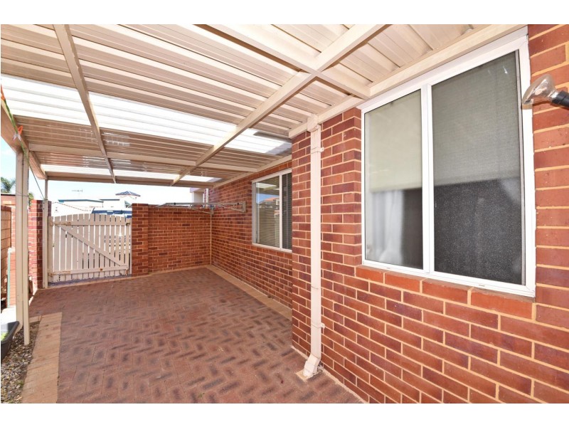 5 Selby Court, Mindarie WA 6030