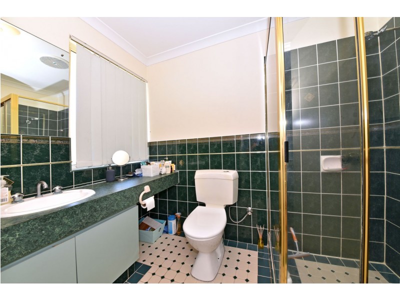 6 Savona Grove, Mindarie WA 6030