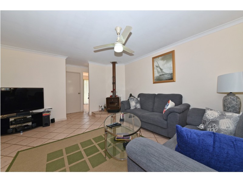 6 Savona Grove, Mindarie WA 6030