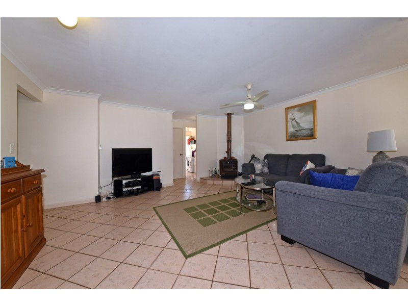 6 Savona Grove, Mindarie WA 6030