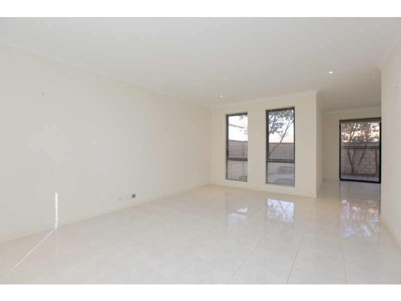 4A Syros Court, Mindarie WA 6030