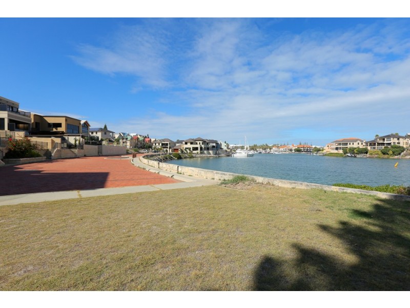 4A Syros Court, Mindarie WA 6030