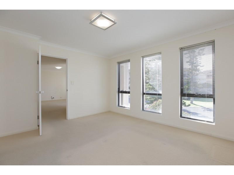 4A Syros Court, Mindarie WA 6030