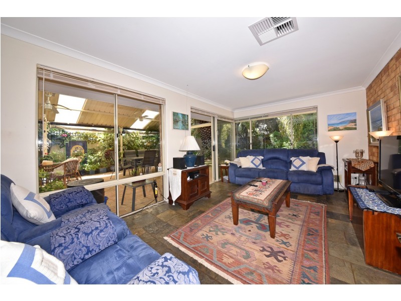 4 Magenta Rise, Clarkson WA 6030