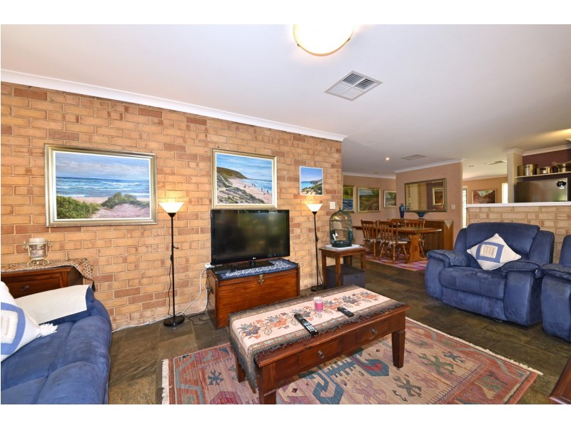 4 Magenta Rise, Clarkson WA 6030