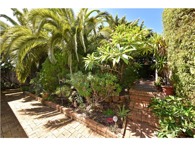 4 Magenta Rise, Clarkson WA 6030