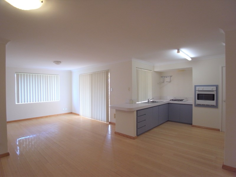 25 White Tern Elbow, Quinns Rocks WA 6030