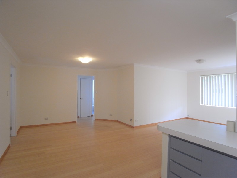 25 White Tern Elbow, Quinns Rocks WA 6030