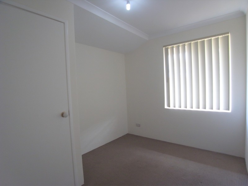 25 White Tern Elbow, Quinns Rocks WA 6030