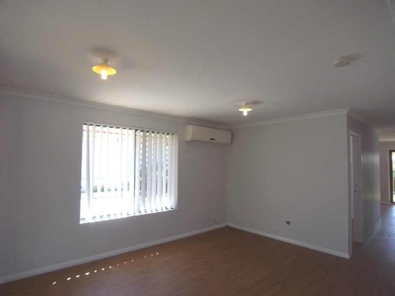 17 Drammen Elbow, Merriwa WA 6030