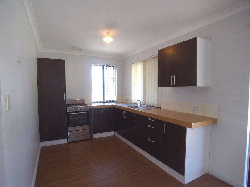 17 Drammen Elbow, Merriwa WA 6030