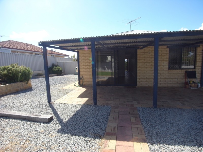 17 Drammen Elbow, Merriwa WA 6030