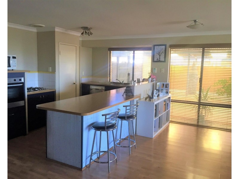 15 Burnett Drive, Clarkson WA 6030