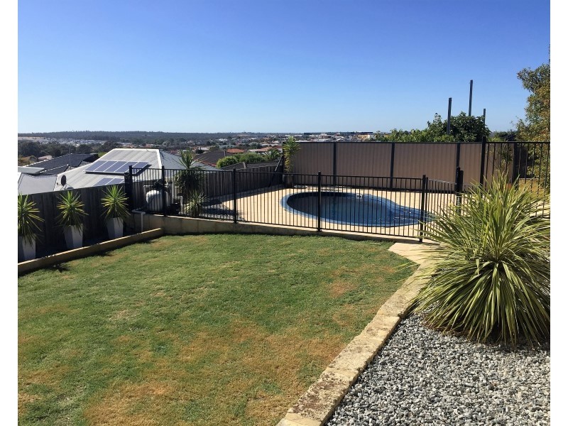 15 Burnett Drive, Clarkson WA 6030