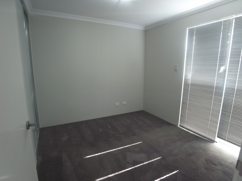 2/154  Benenden Avenue, Butler WA 6036