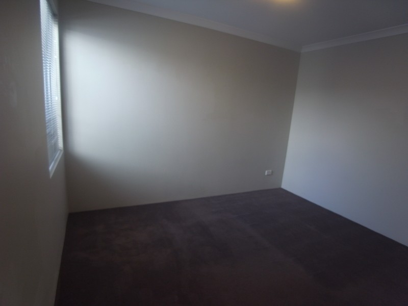 2/154  Benenden Avenue, Butler WA 6036