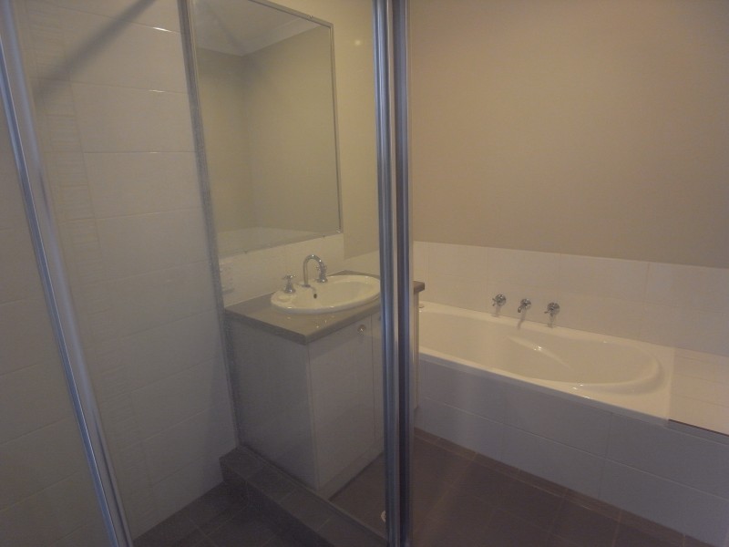 2/154  Benenden Avenue, Butler WA 6036