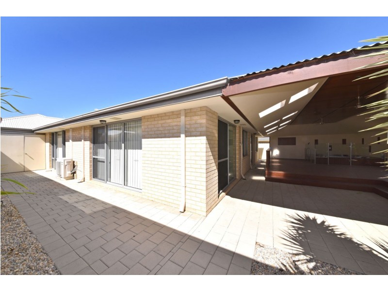 118 Liberty Drive, Clarkson WA 6030