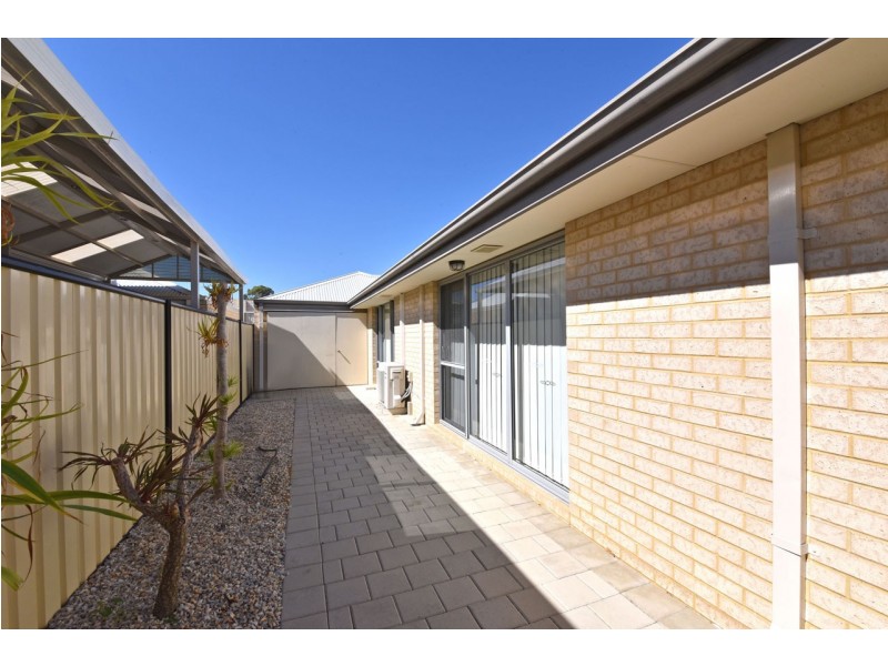 118 Liberty Drive, Clarkson WA 6030