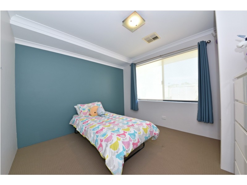 5 Tetbury Road, Butler WA 6036