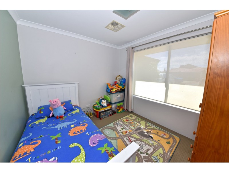 5 Tetbury Road, Butler WA 6036